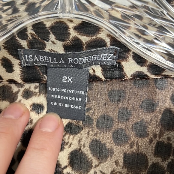 Isabella Rodriguez Animal Print Top Size 2X - Picture 7 of 9